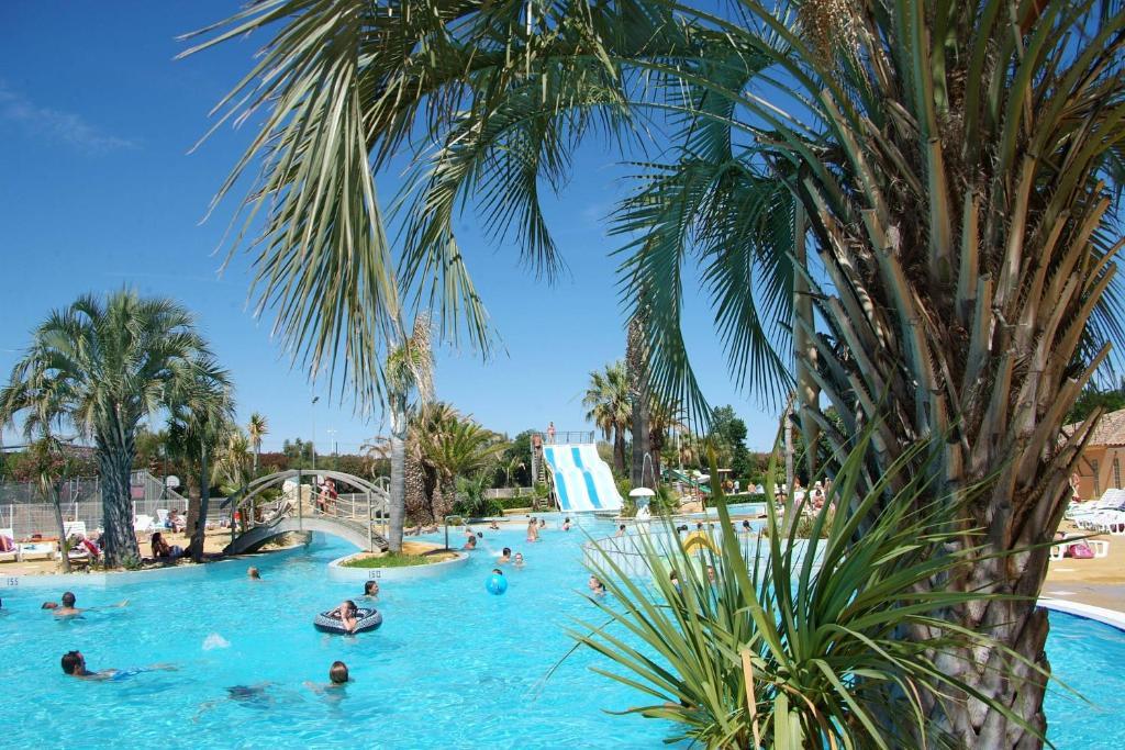 Camping Resort Les Champs Blancs Agde Ngoại thất bức ảnh