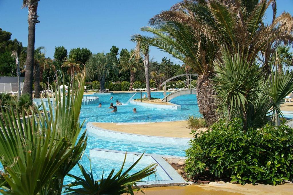 Camping Resort Les Champs Blancs Agde Ngoại thất bức ảnh