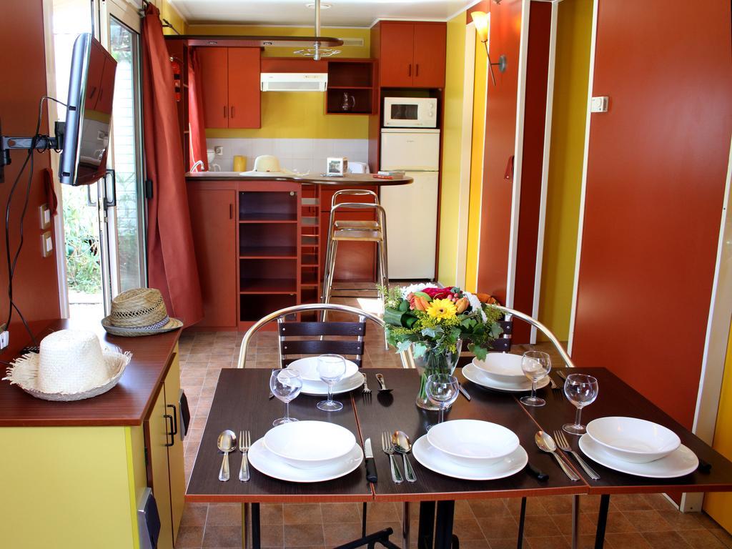 Camping Resort Les Champs Blancs Agde Ngoại thất bức ảnh